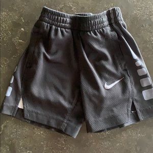 NIKE dri-fit 3T shorts